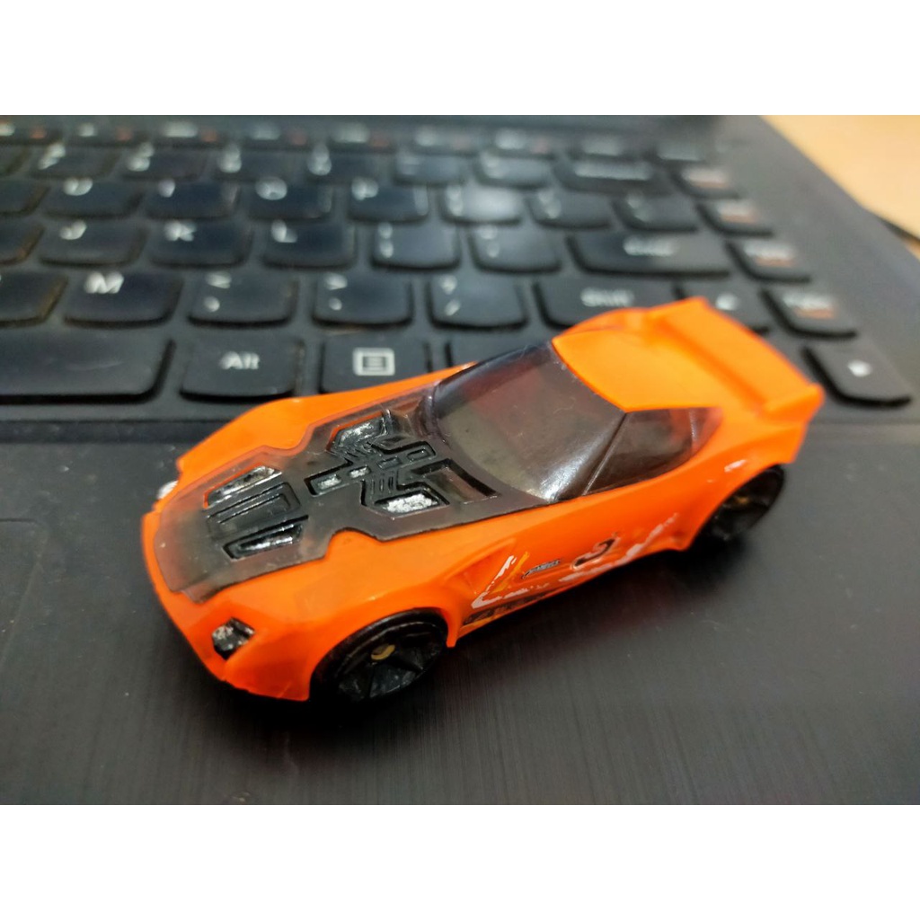 Diecast Mobil Hot Wheels Nerve Hammer