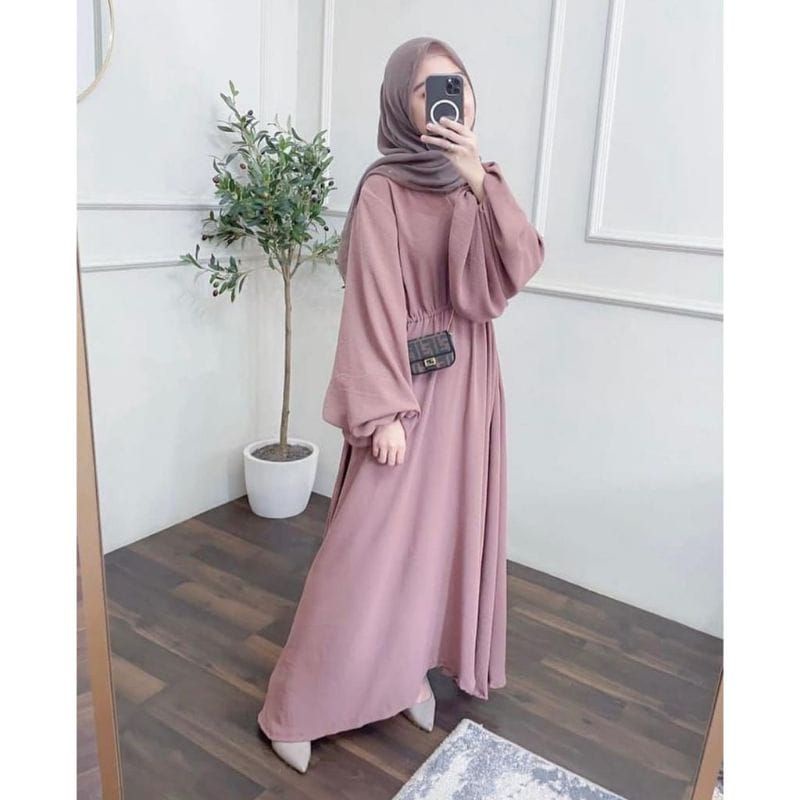 Gamis crinkle airflow serut pinggang lengan balon