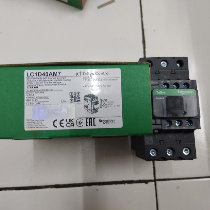Schneider Electric Kontaktor LC1D40AM7 / contactor LC1D40A SCHNEIDER ---READY---