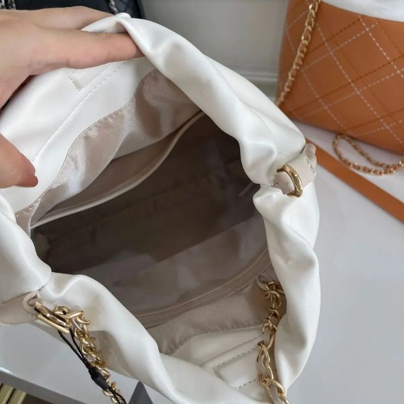 PDRO Cala Quilted Drawstring Tote