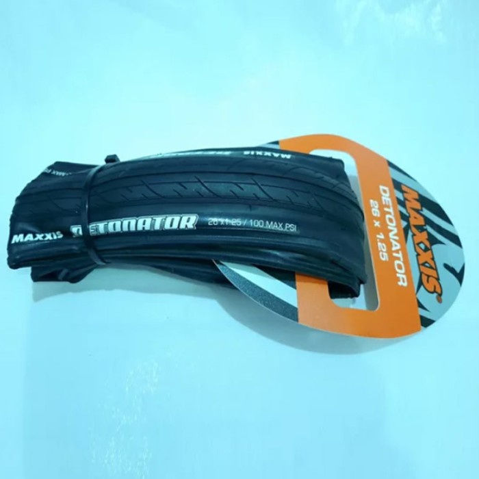 BAN LUAR SEPEDA UKURAN 26 X 1.25 MAXXIS DETONATOR WARNA HITAM ORIGINAL