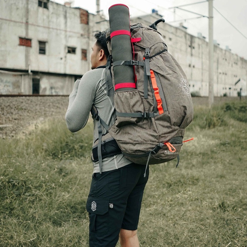 Tas Ransel Gunung Carrier Outdoor Hiking 65 Liter Irco Adipati Grey Dengan Rain Cover