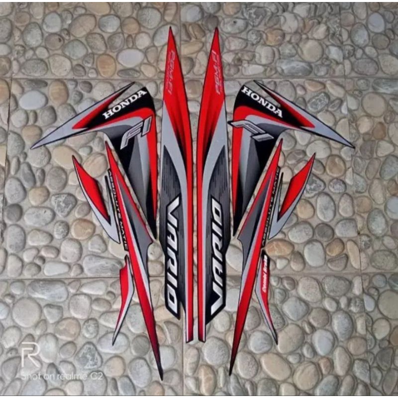 VARIO LED 110 FI TAHUN 2014 WARNA FULL HITAM MERAH STIKER STRIPING LIS BODY BODI