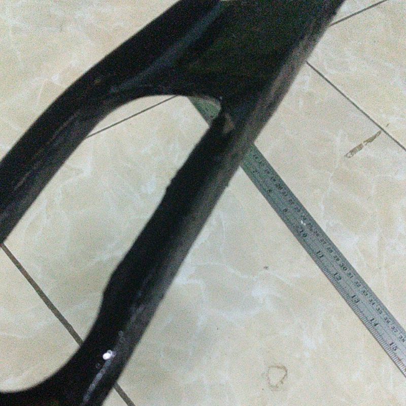 tulang tengah jok per vespa/dudukan per keong