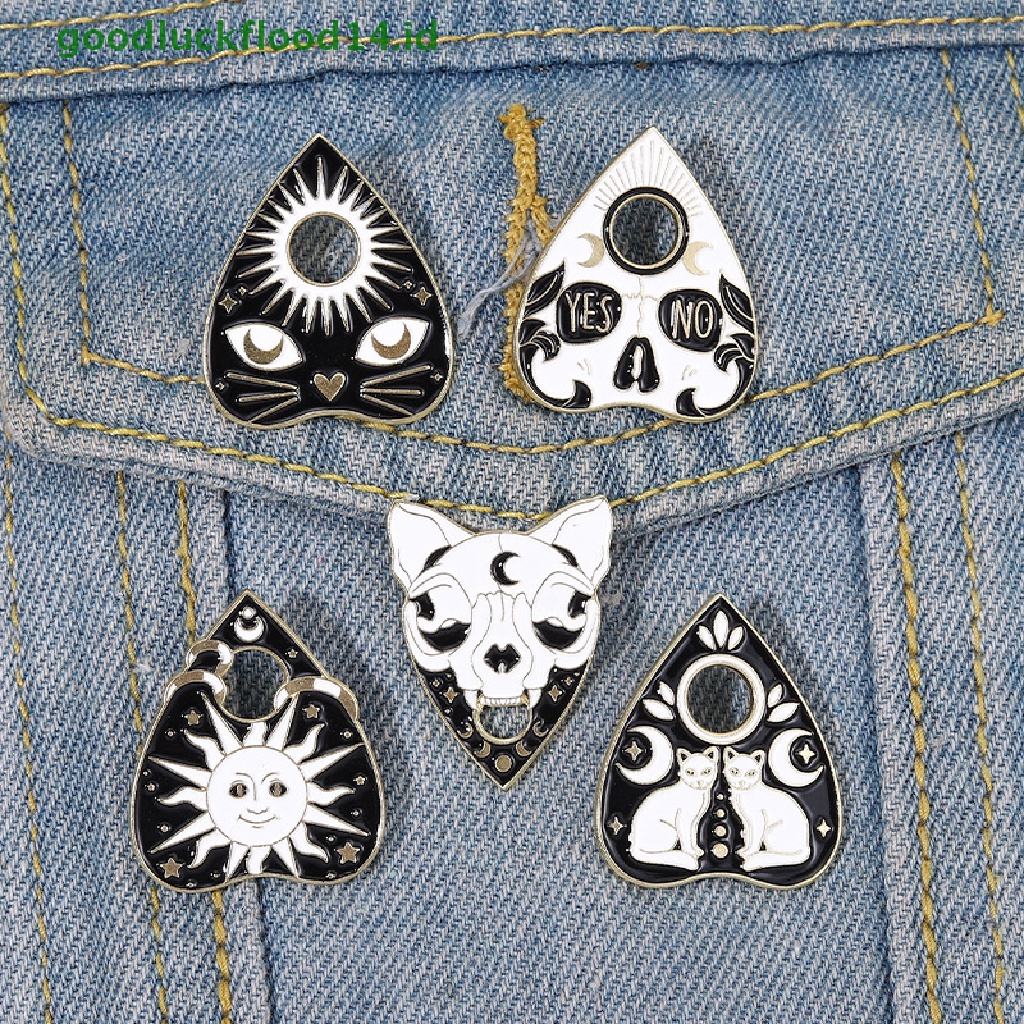 [GOOGFOUR] Witchcat Matahari Bulan Kucing Ouija Enamel Pin Bentuk Hati Bros Kerah Lencana Hitam Punk Gothic Perhiasan Hadiah Untuk Teman Anak [TOP]