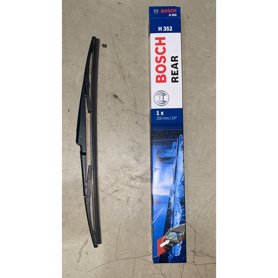 Wiper belakang Avanza