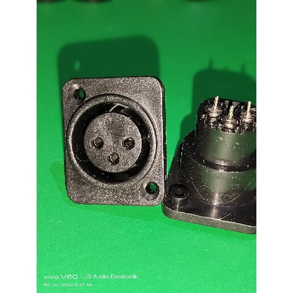 Soket xlr female kaki lurus