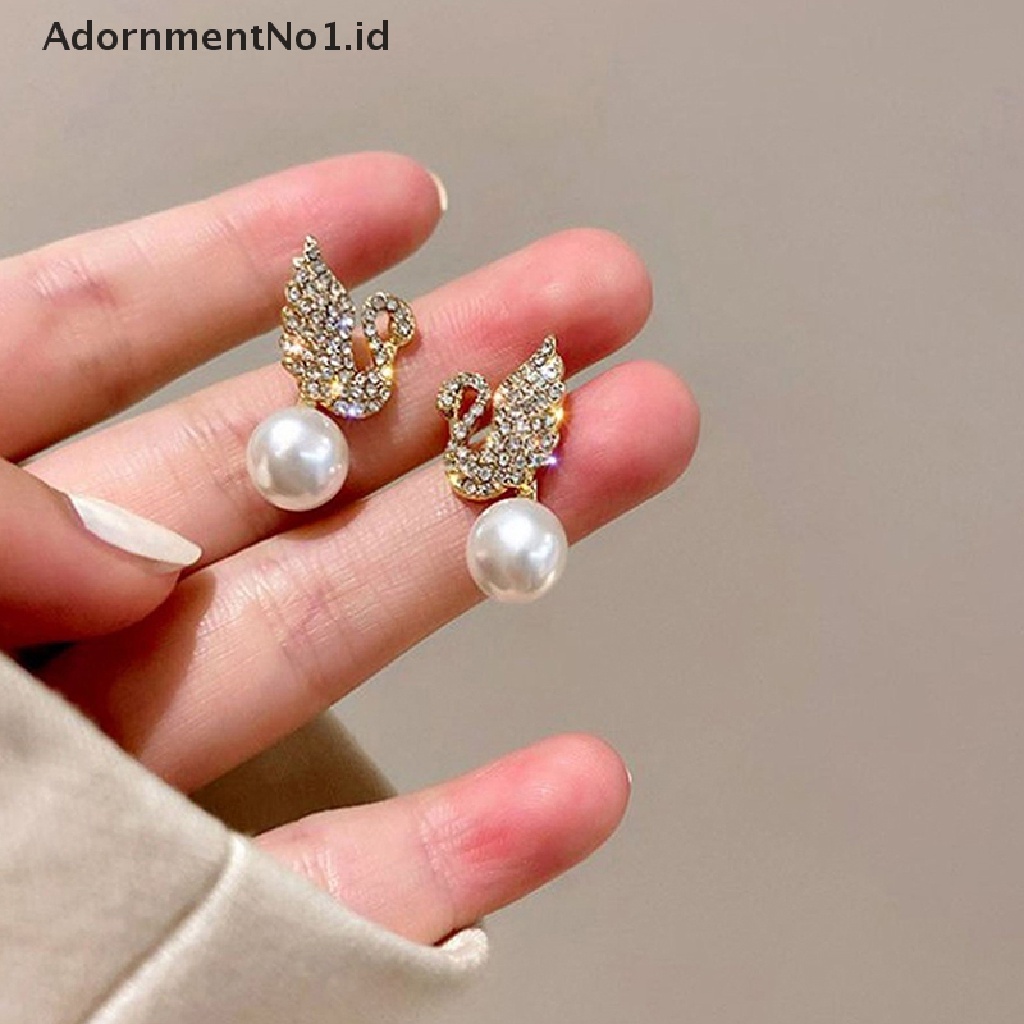 [AdornmentNo1] 1pasang Mutiara Imitasi Swan Berlian Imitasi Ear Studs Perhiasan Wanita Anting Fashion Aksesoris Pesta Hadiah [ID]