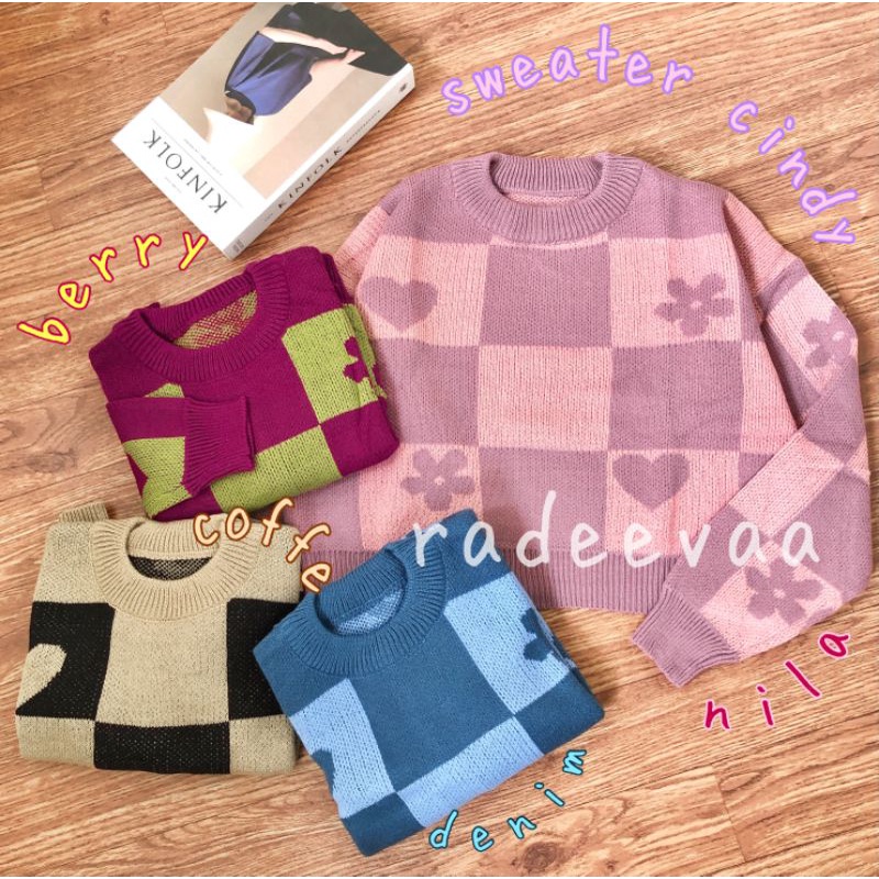 SWEATER CINDY CROP MOTIF LOVE AND FLOWER CHECKERBOARD ATASAN RAJUT OVERSIZE