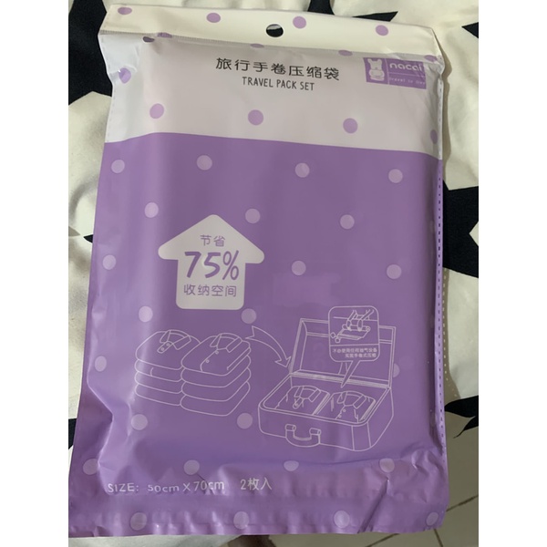 Travel Pack SET Plastik Vakum Pakaian Kedap Udara Vacuum Bag Kantong Press Baju Hand Roller Kompres Kedap Udara