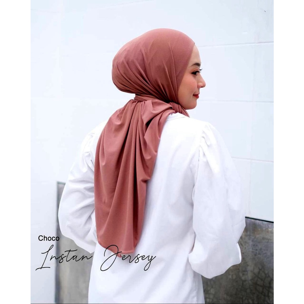 Hijab Segitiga Instan Oval Jersey Super Premium