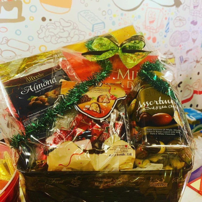 

✨READY✨ -PARCEL COKLAT LEBARAN 350K- 1.1.23