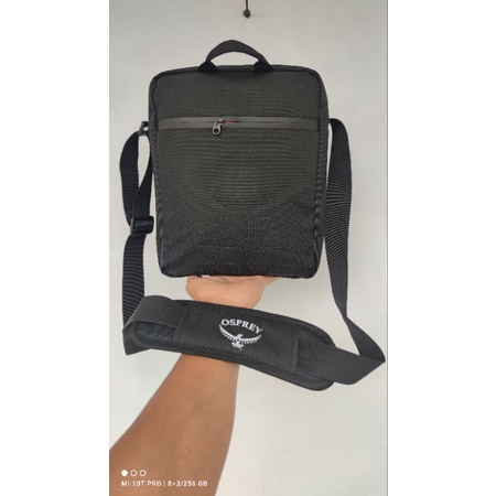 Tas Selempang Pria Rei Outdoor Gear / Tas Selempang Netbook Tablet