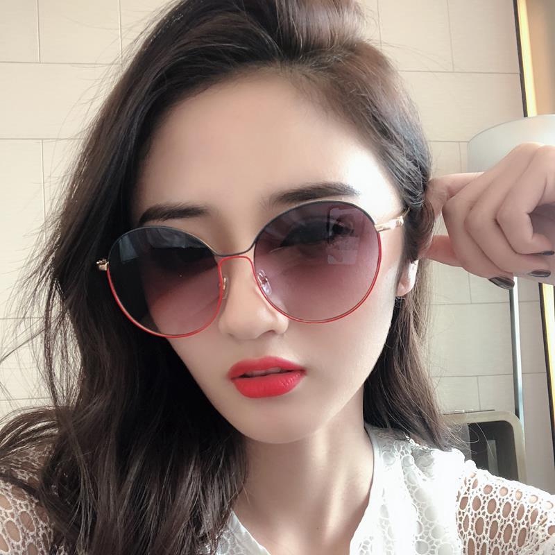 (YUZHU) Western Fashion Oversized Round Frame Sunglasses Desain Mode Baru One Piece Bingkai Logam Kacamata Anti Cahaya Biru