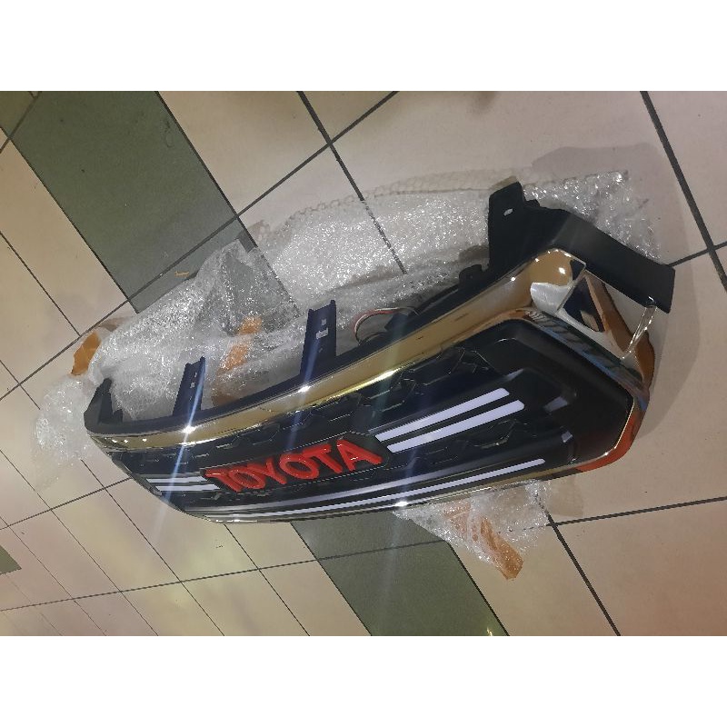 Grill hilux rocco 2018 led bar