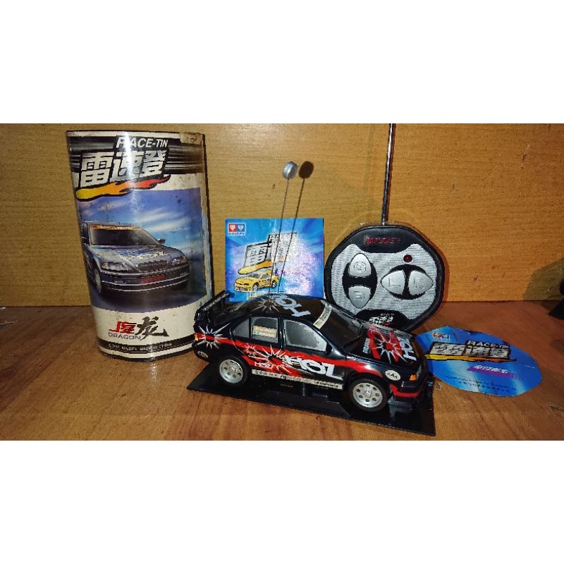 auldey race tin gen 1 bmw e36 black red