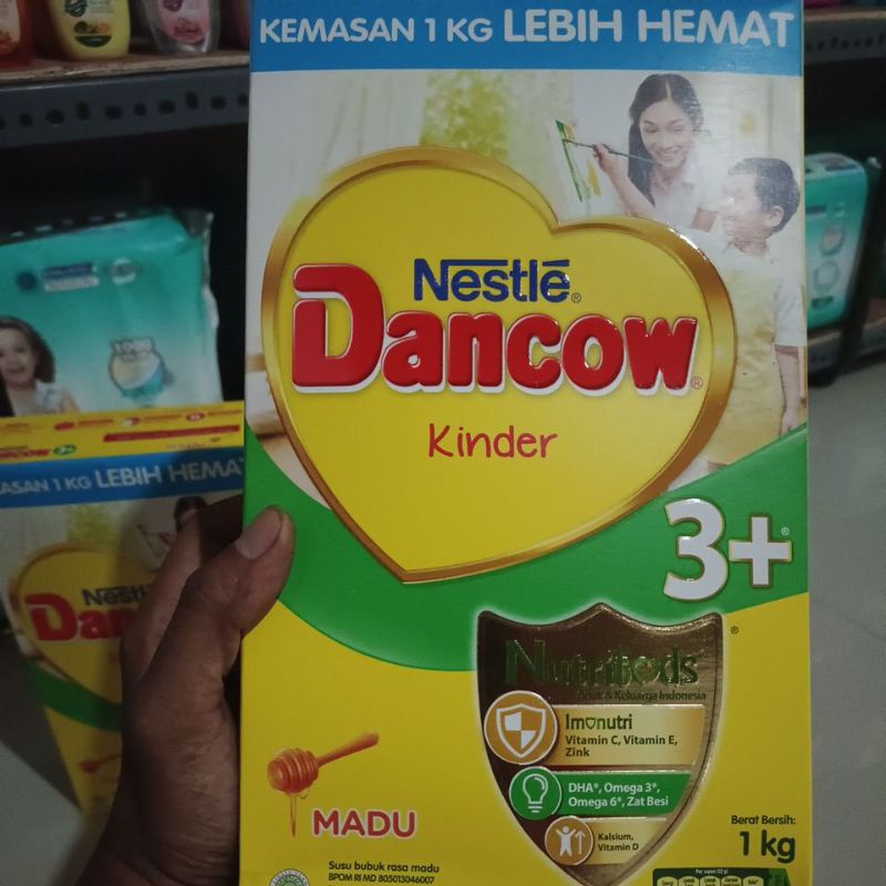 

SUSU DANCOW3+ KEMASAN 1KG