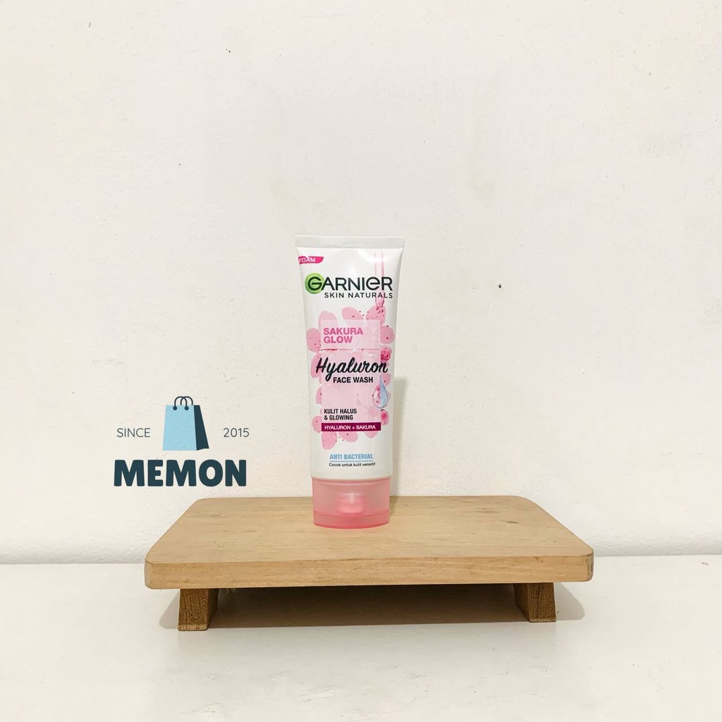 Garnier Sakura White Pinkish Glow Cleanser Facial Foam 100ml