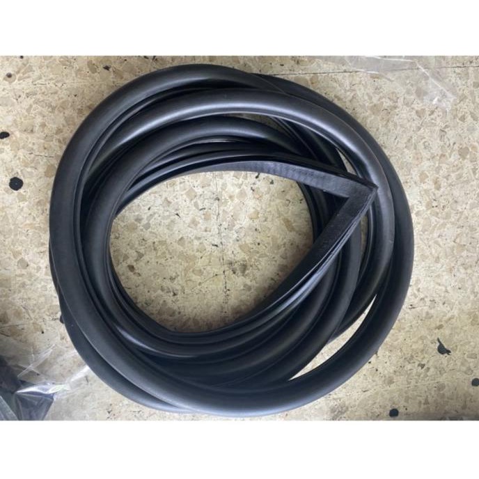 1pc Karet Pintu Colt T-120 Colt T120 - karet pintu depan