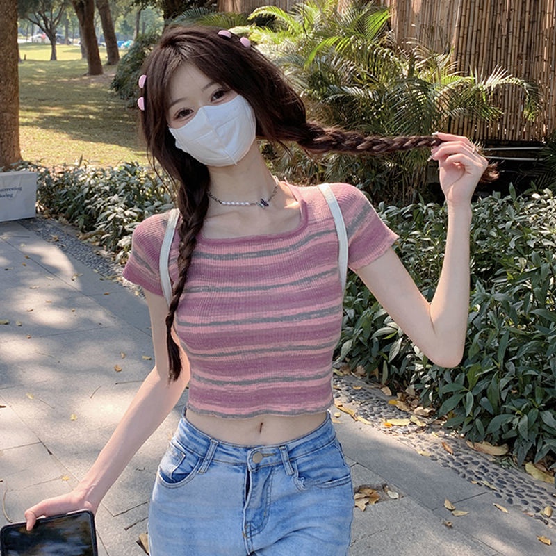 Red Pendek Bergaris Babes Sweater 2022 Baru Musim Panas Lengan Pendek Slim Fit Slim Murni Keinginan Angin Kerah Persegi Top pakaian Wanita