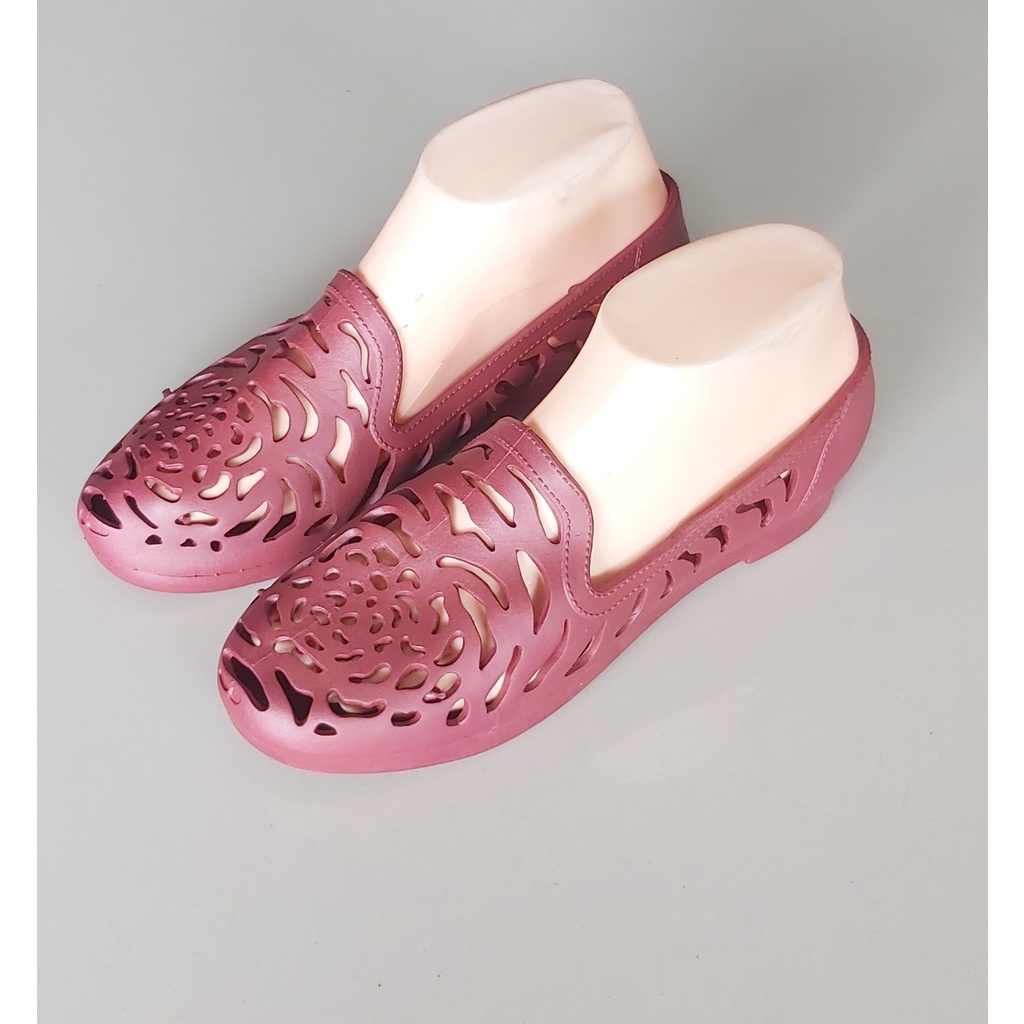 Sepatu Karet Wanita Q-1922 Polos Anti Slip Sepatu Slip On Empuk