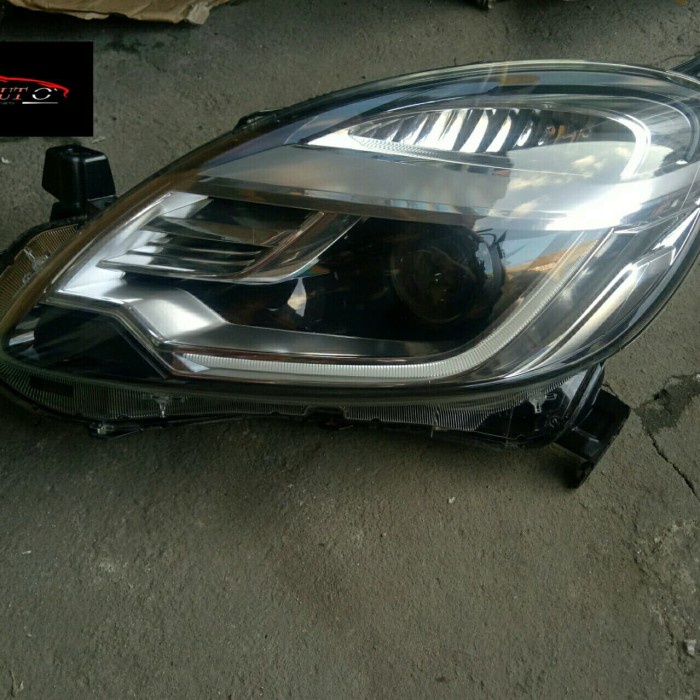 {BEKAS} headlamp lampu depan honda mobilio rs 2014 Murah