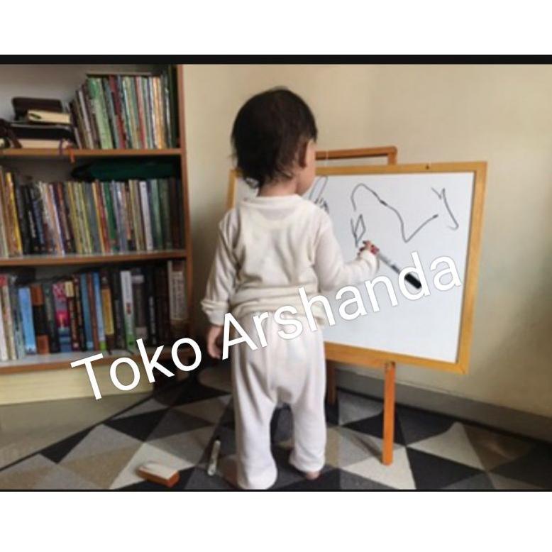 

Terlaris!! papan tulis 40x60 white board +standing gratis spidol dan penghapus Stock Banyak