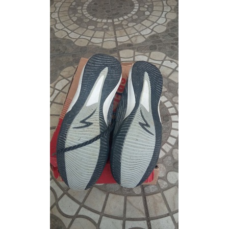 Specs Lightspeed 2 elite in (second) Size 40