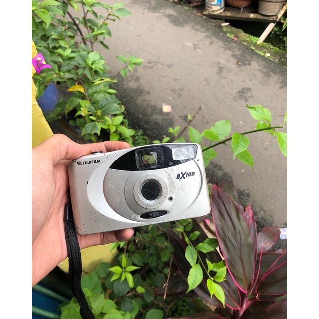 kamera analog fujifilm axion