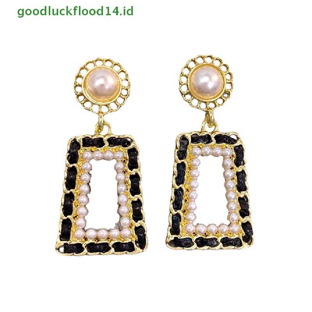 [GOOGFOUR] 1pasang Retro Anting Gadis Vintage Mutiara Klip Telinga Wanita Perhiasan Aksesoris Pernyataan Fashion Menjuntai Anting-Anting [TOP]