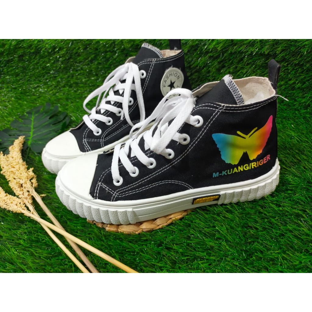 Sepatu Sneakers Wanita HIgh Kasual Kupu2 Premium Impor PT B014