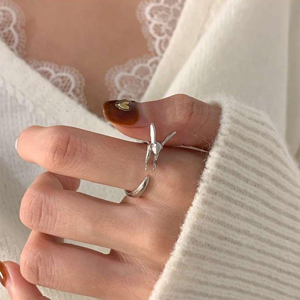 MXBEAUTY Y2k Wanita Cincin Lucu Adjustable Menawan Desain Niche Kelinci Gadis Manis Hadiah Berlian Imitasi Alloy Gaya Korea Ring