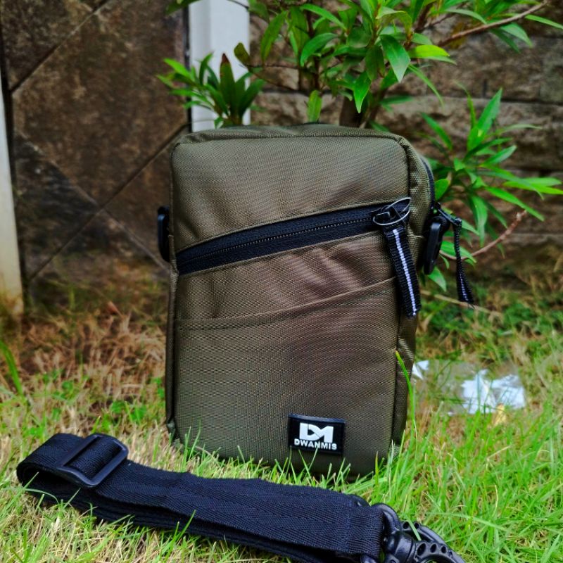 WaistBag Pria Original Bahan Guci Merk DM | Slingbag Pria Slim Minimalis