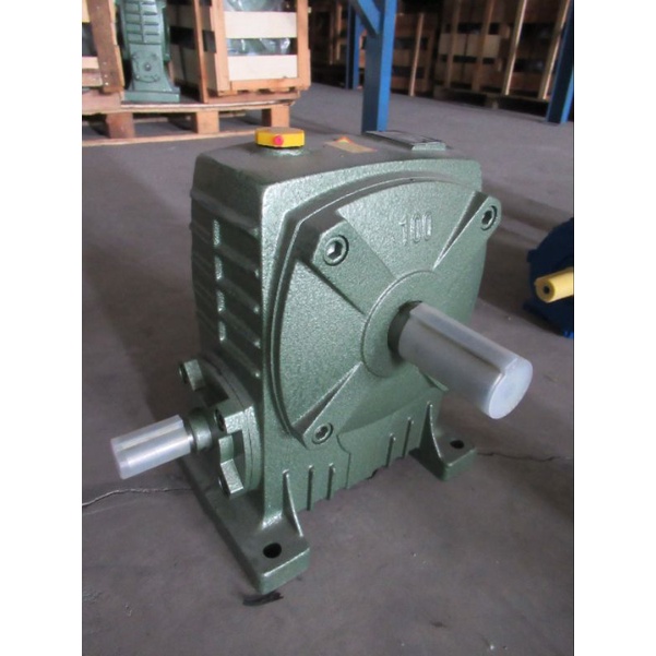 Gearbox gear box reducer WPA 135