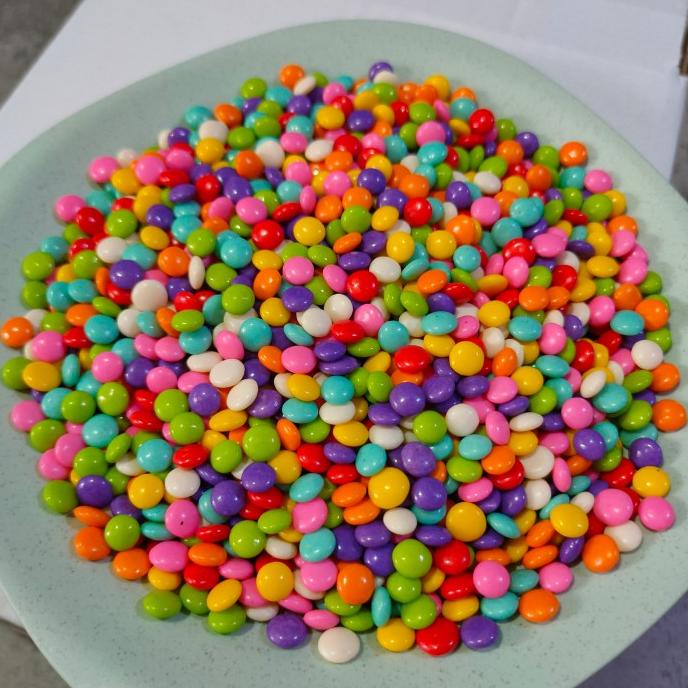 

ELMER CHOCO CHIP COLOURED PELANGI HALF ROUND SETENGAH BULAT 500 Gr