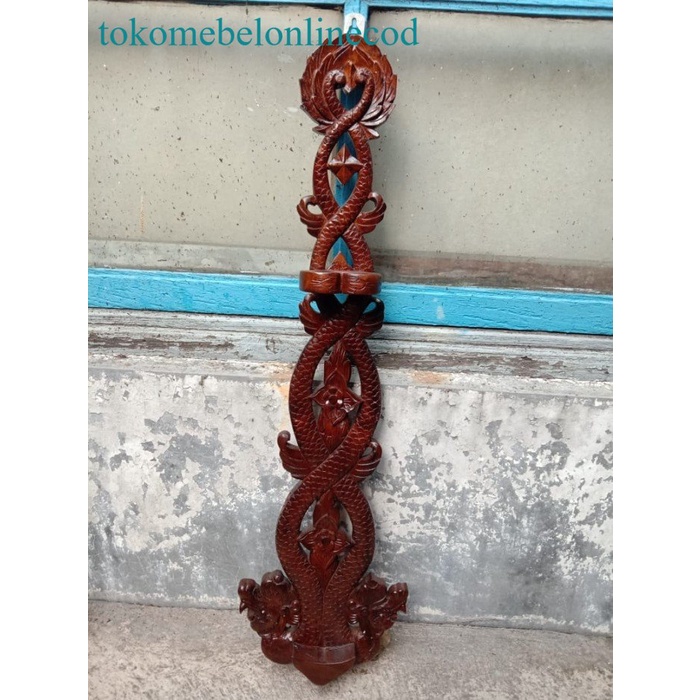 Blawong Tempat Keris Ukiran Bali