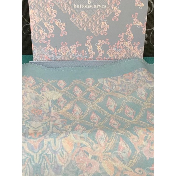 Buttonscarves ukuran XL