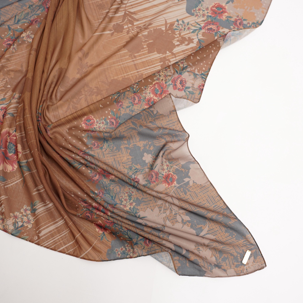 ALIF HIJAB SEGI EMPAT MOTIF PARIS PREMIUM KOREA - MAGELLAN IN GOLDEN ( SPR-D3-003 )