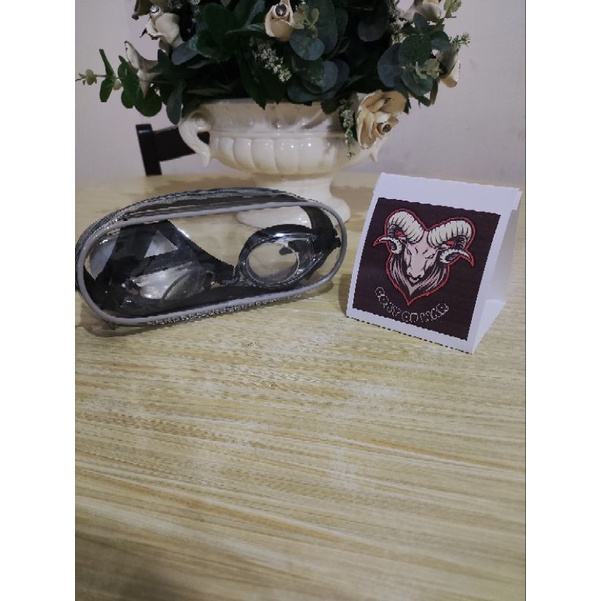 Kacamata Renang Minus