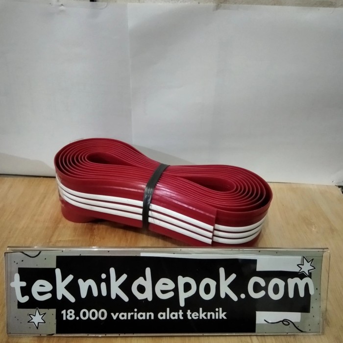 [READY] List Tangga Karet Anti Slip Merah Garis Putih Lis Tangga Panjang 4 M - Perlengkapan Rumah Ta