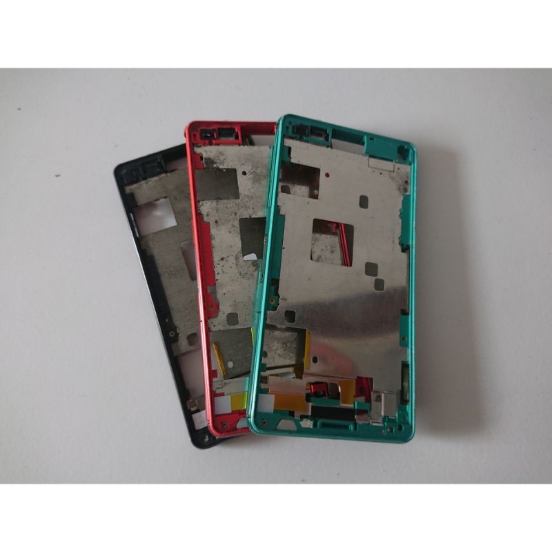 Housing Tulang Sony Z3 Compact Frame Original Xperia