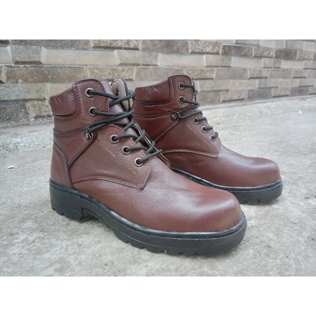 sepatu safety pria / sepatu ujung besi pria / sepatu safety kulit / sepatu safety poyek /sepatu safety murah