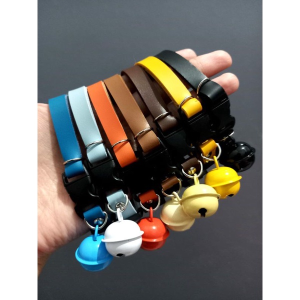 Kalung Kucing Kulit Sintetis Lonceng 22mm