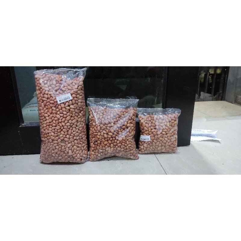 Kacang Tanah mentah 1kg,1/2 &amp; 1/4