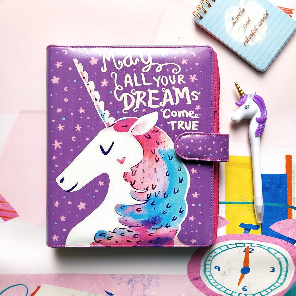 

BINDER HPO PRINTING MOTIF UNICORN UNGU UKURAN A5 (20RING) DAN B5 (26RING)