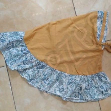 ZC2-002 KERUDUNG HIJAB ANAK ANAK KATUN JEPANG ADEM KUNING PUTIH BUNGA BUNGA