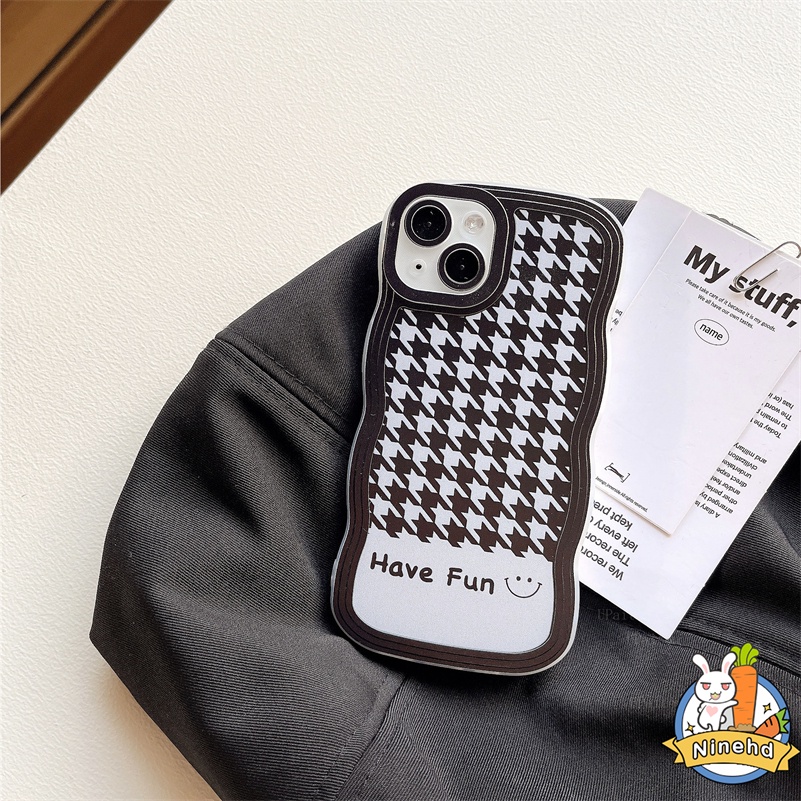 IPHONE Casing Kompatibel Untuk Iphone14 13 12 11 Pro Max X Xr Xs Max SE 8 7 6 6s Plus Kualitas Tinggi Pola Kisi Casing Ponsel Lensa Bingkai Bergelombang Shockproof Silikon Soft Case Cover Pelindung