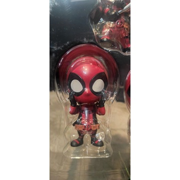 Hot Toys Deadpool Collectible Set