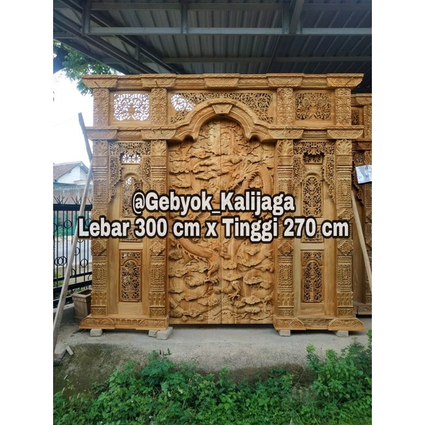 gebyok ukir pintu naga berkualitas bahan jati solid pilihan