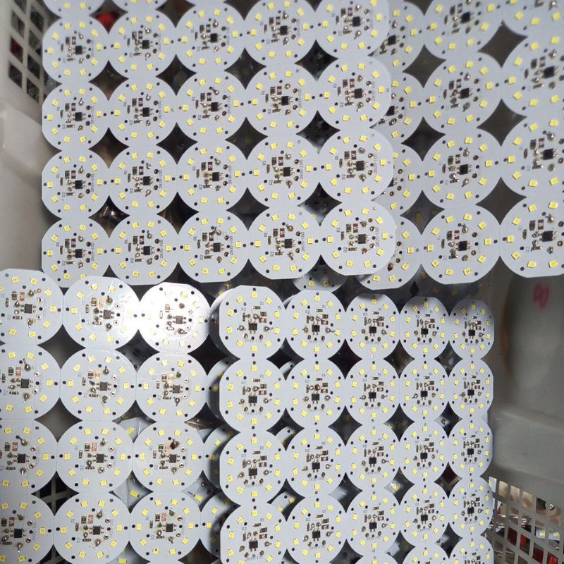 Lampu Led 5 Watt Ac 220 V, sudah + komponen dan kabel Murah Banget cocok buat di jual lagi